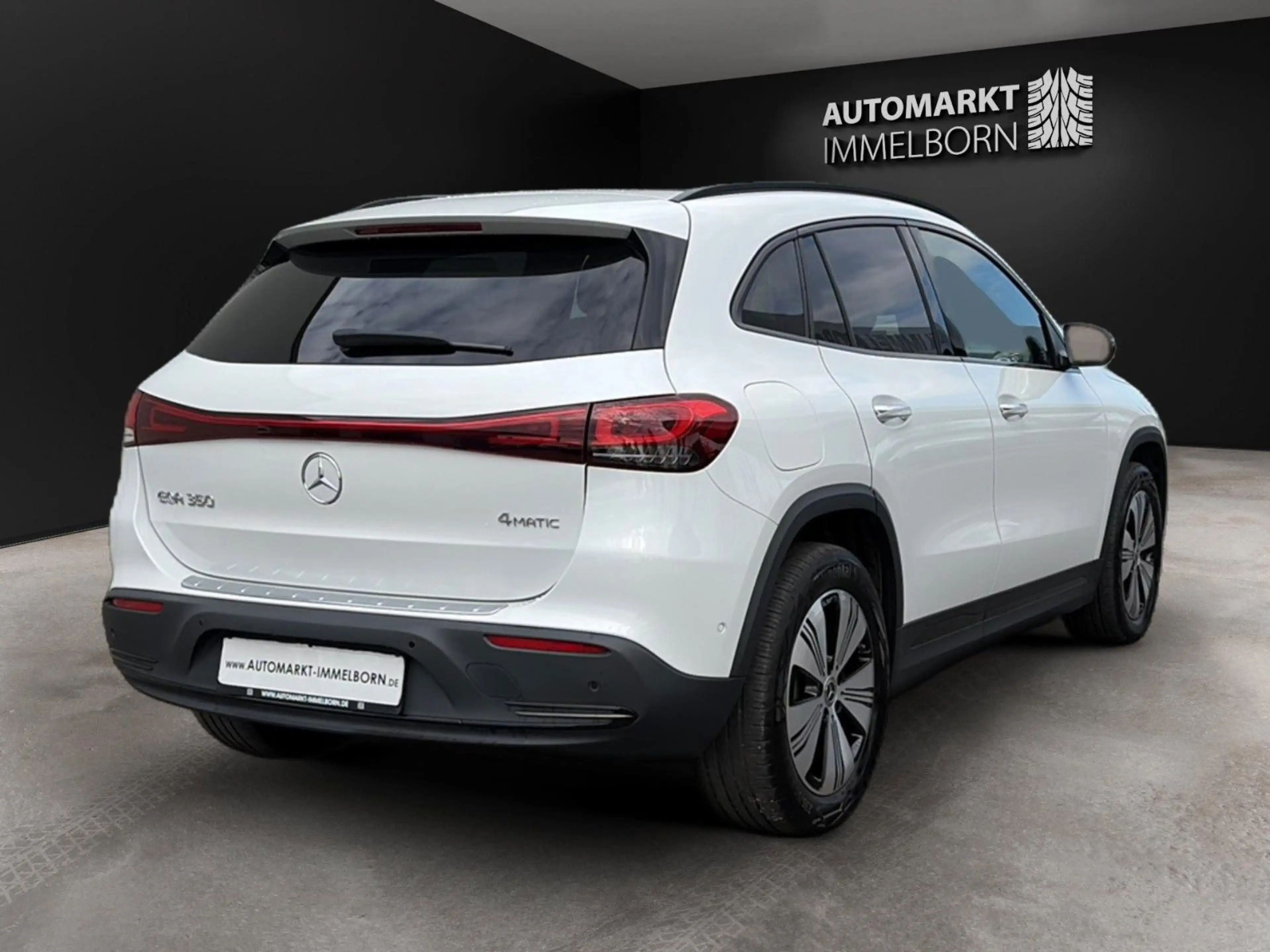 Mercedes-Benz EQA 350 4Matic SO96%*Pano*360*HUD*AHK*Night*18 — photo 7