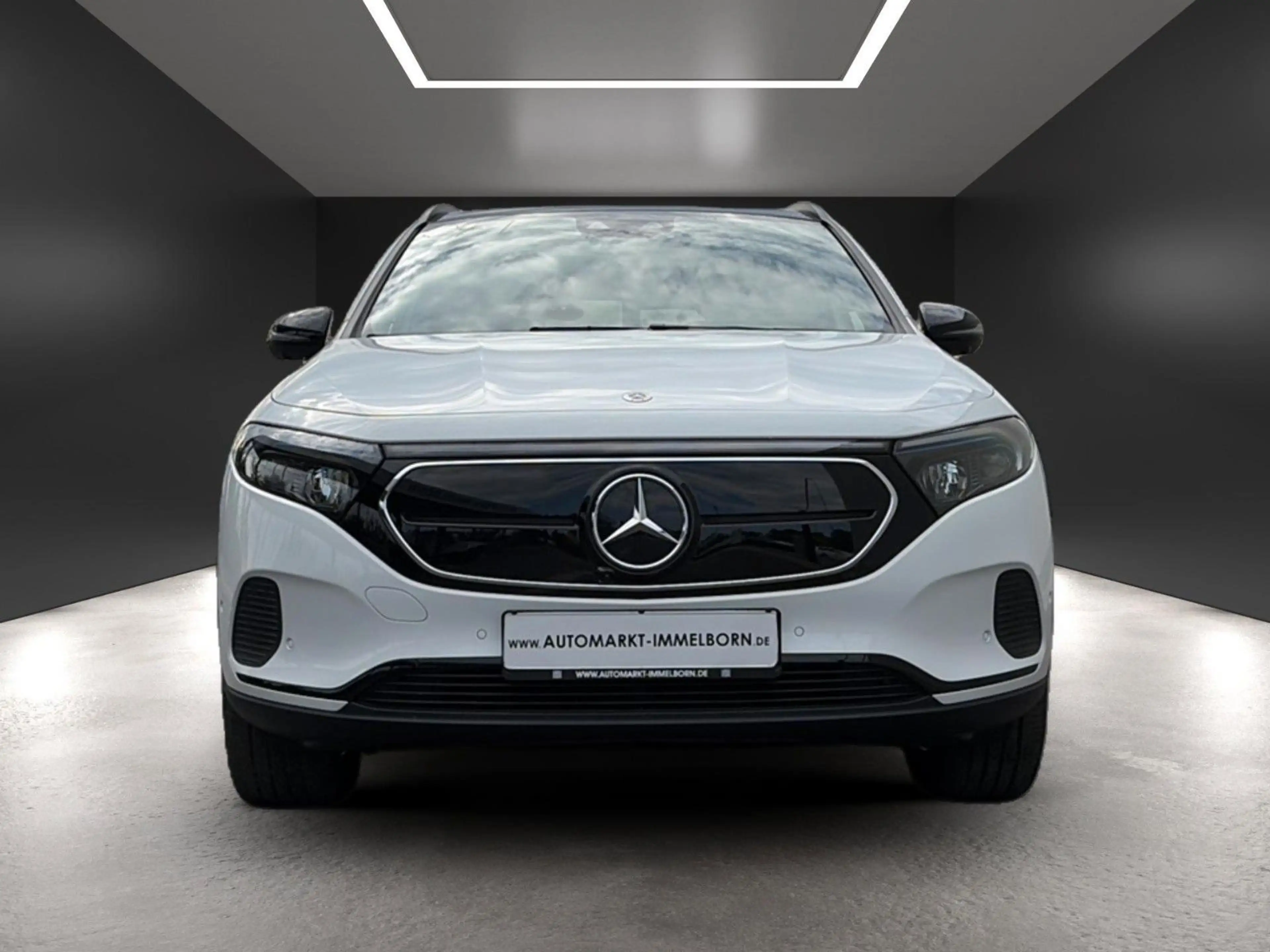 Mercedes-Benz EQA 350 4Matic SO96%*Pano*360*HUD*AHK*Night*18 — photo 9
