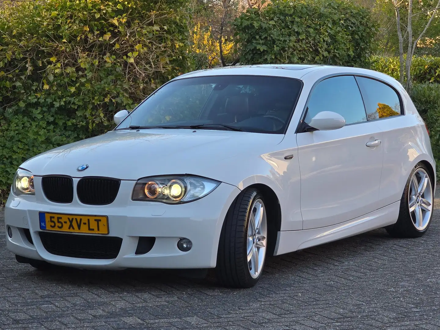BMW 130 LCI | 3.0 M-sport | High Exe | Automaat | E81 Wit - 2