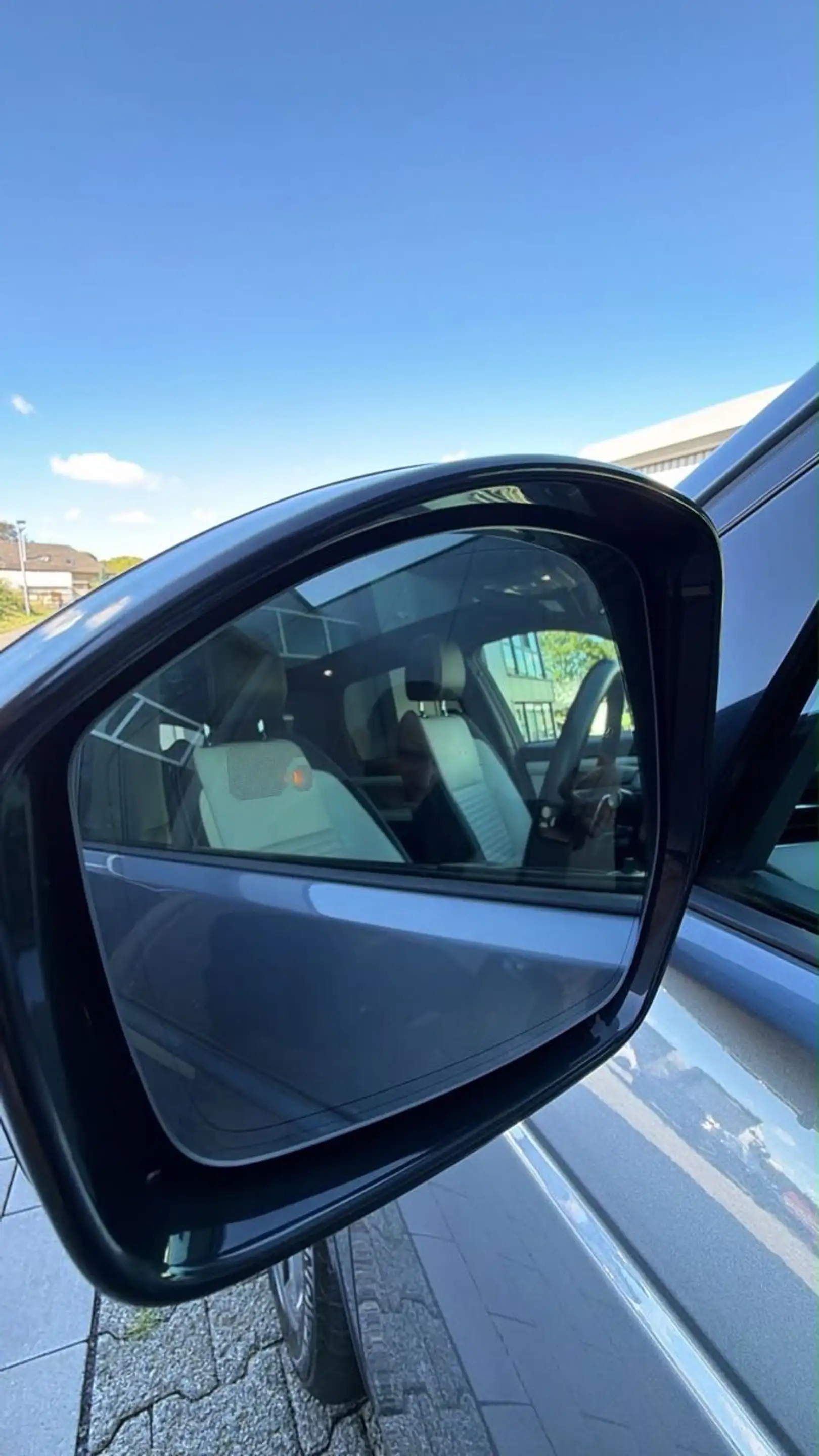 Land Rover Discovery Sport R-Dynamic HSE AWD — photo 13