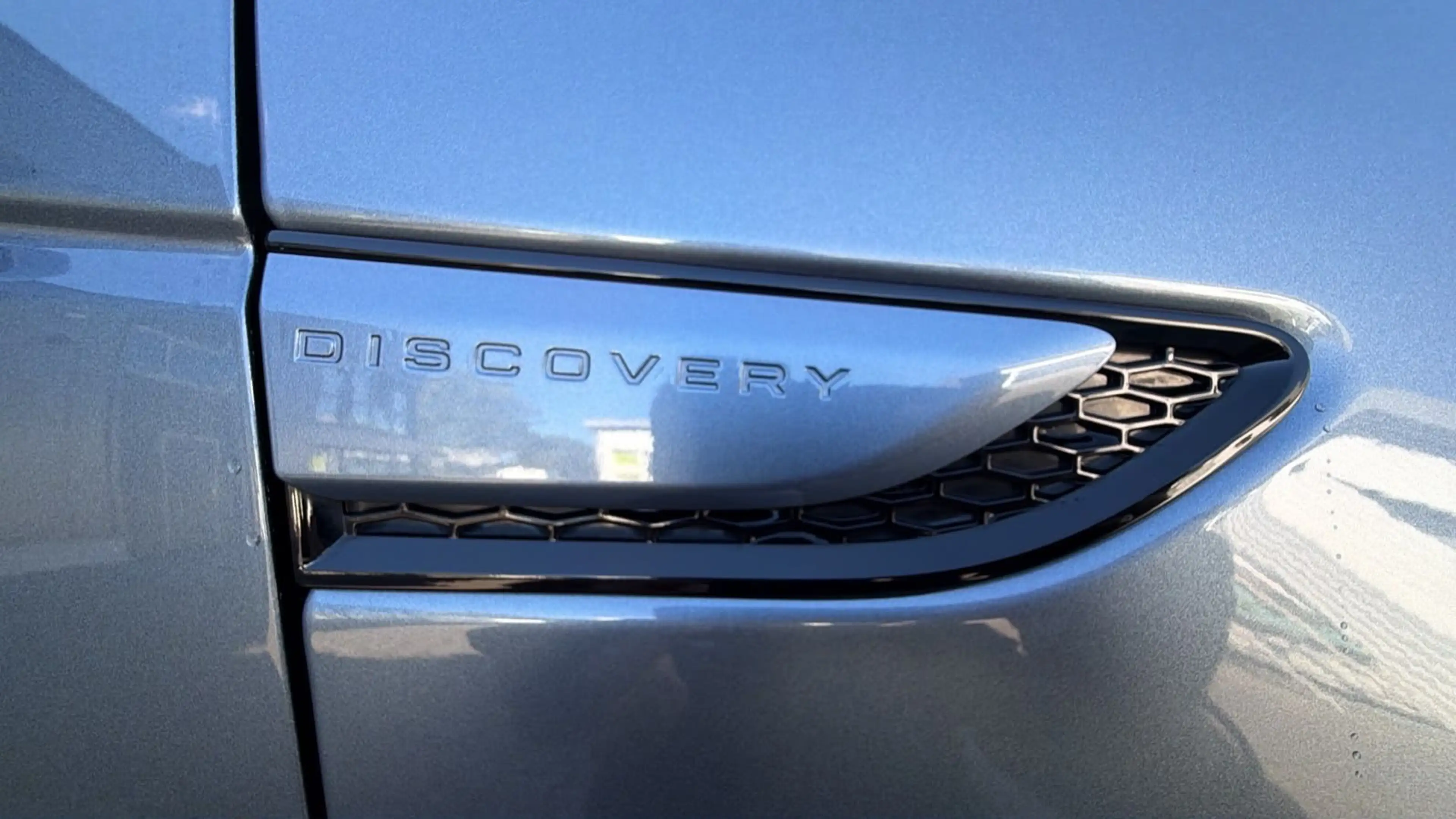 Land Rover Discovery Sport R-Dynamic HSE AWD — photo 10