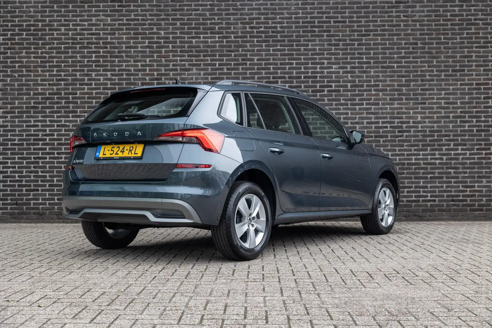Skoda Kamiq 1.0 TSI 110pk Ambition | Airconditioning | Cruise Grau - 2