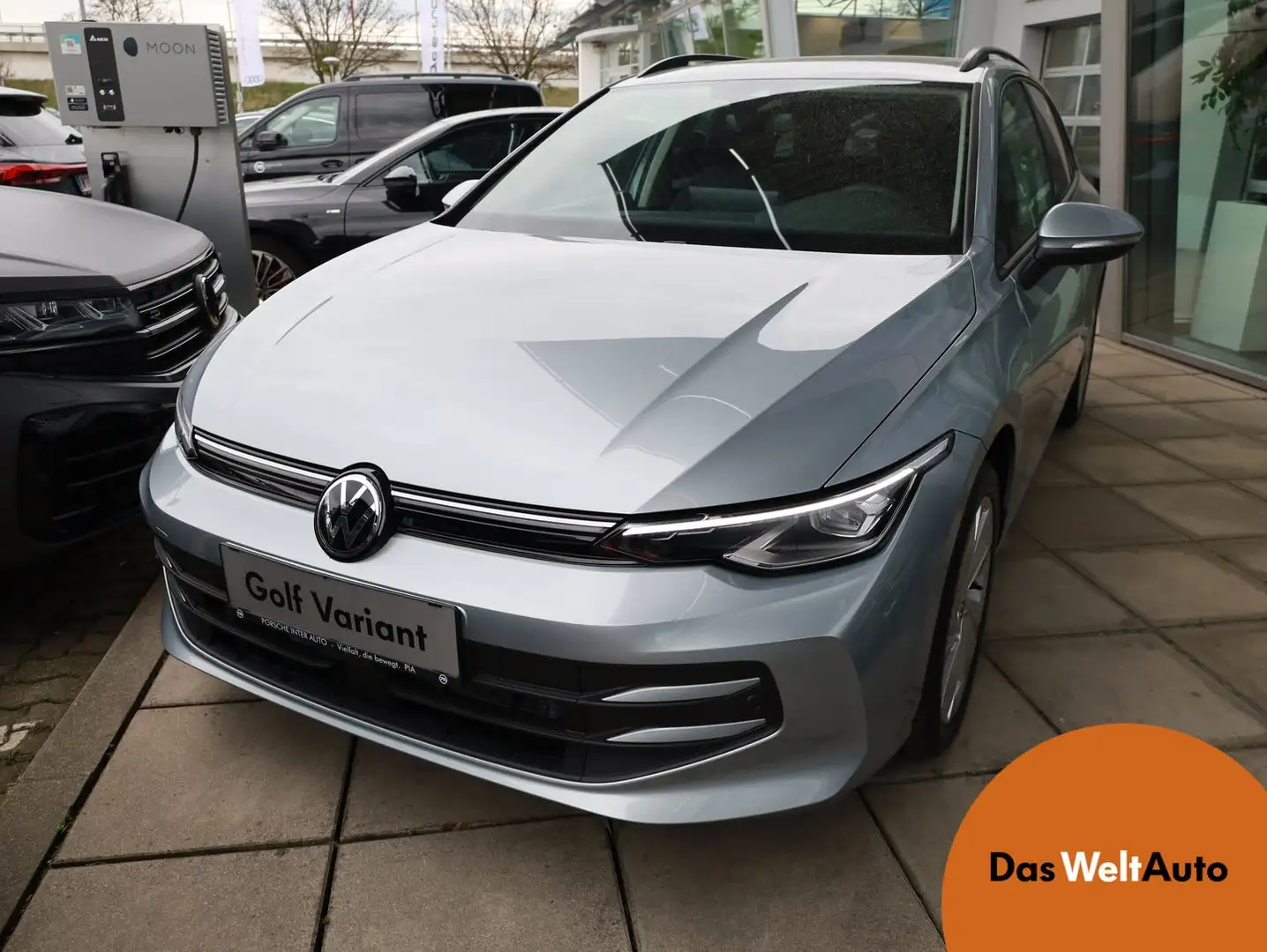 Volkswagen Golf Variant Business mHeV DSG Silber - 1