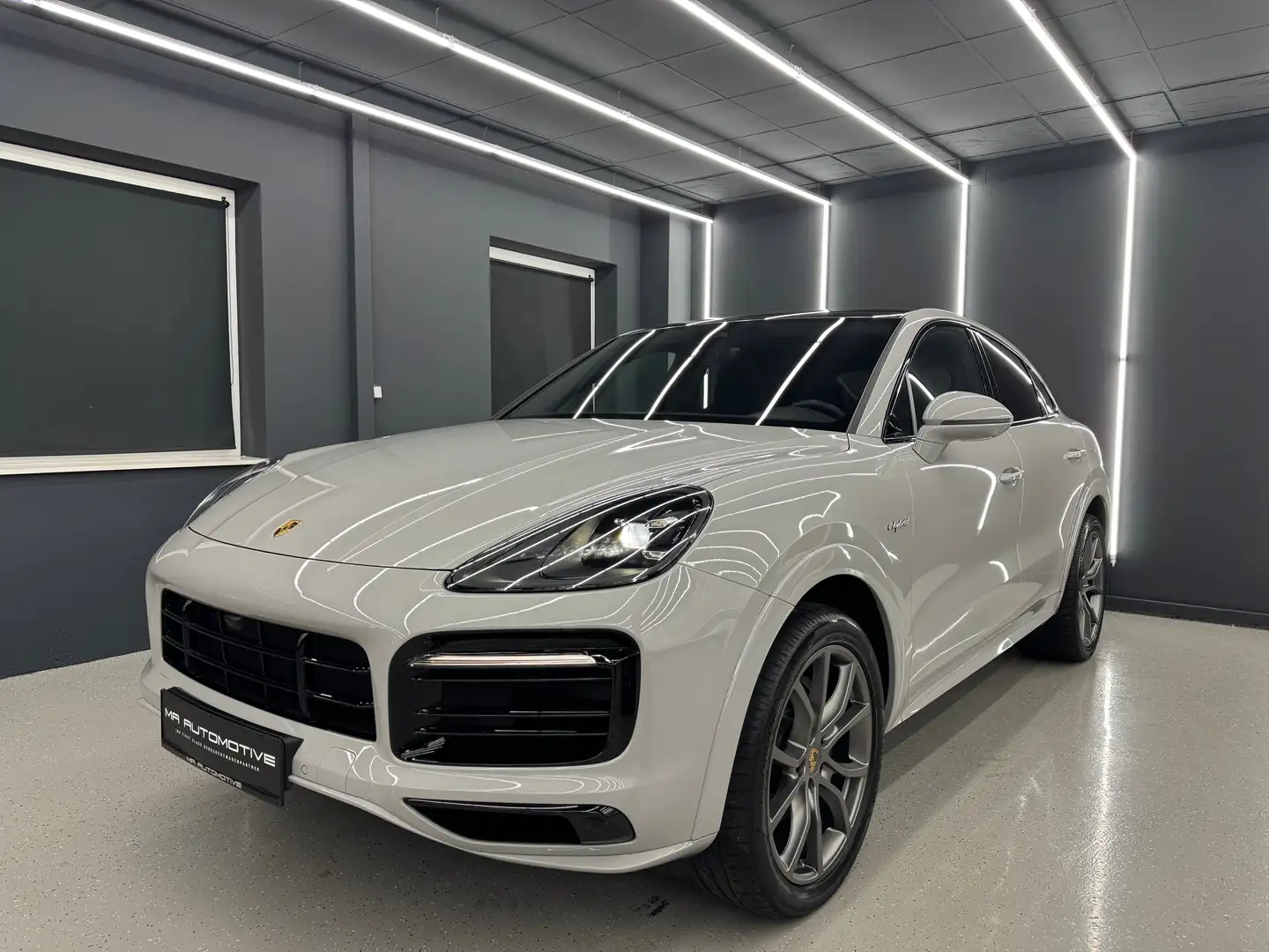 Porsche Cayenne E-Hybrid Coupé *KREIDE*SPORTD*CHRONO*PANO*BOSE* Grau - 1
