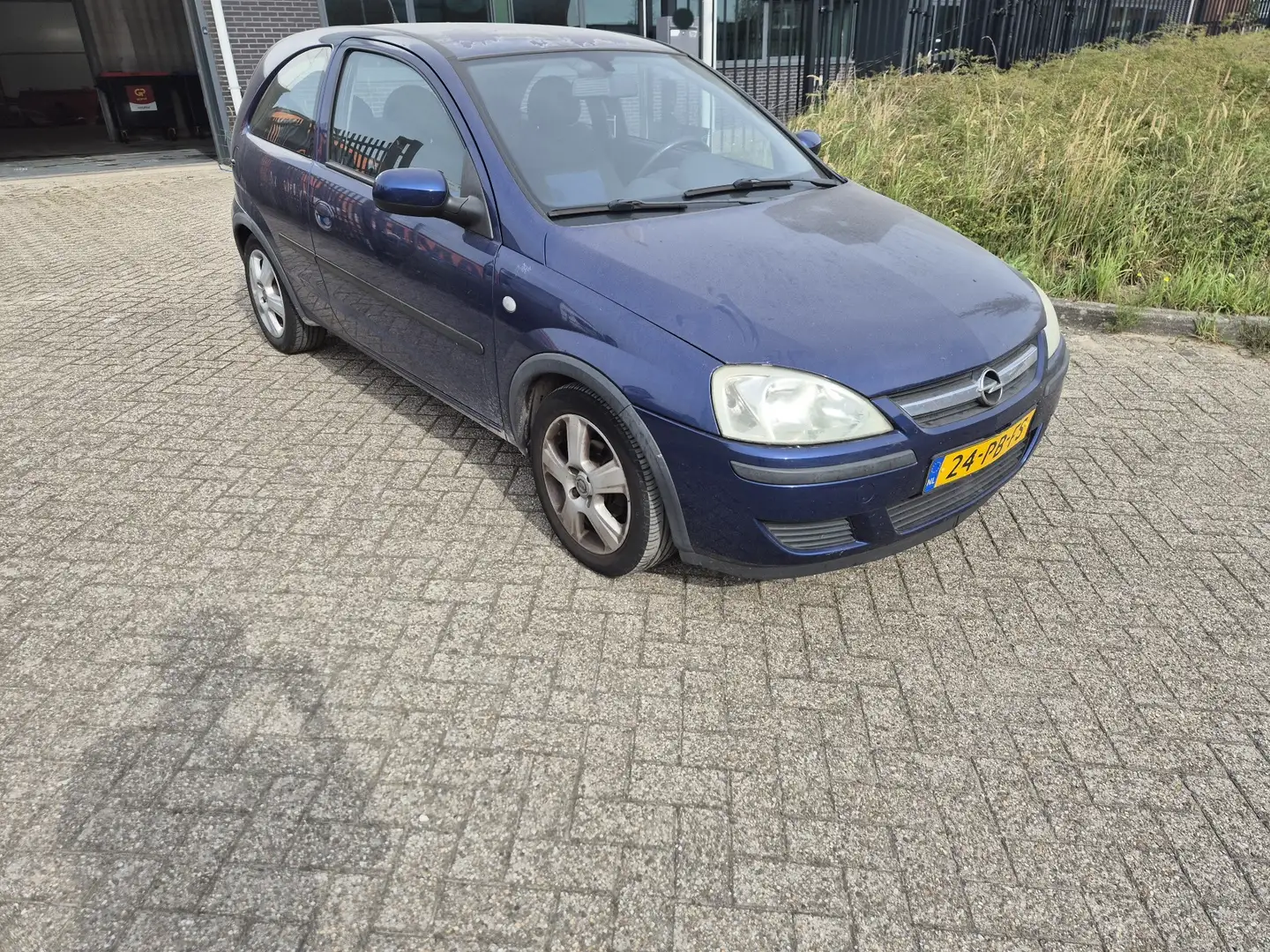 Opel Corsa 1.2-16V Sport Blauw - 1