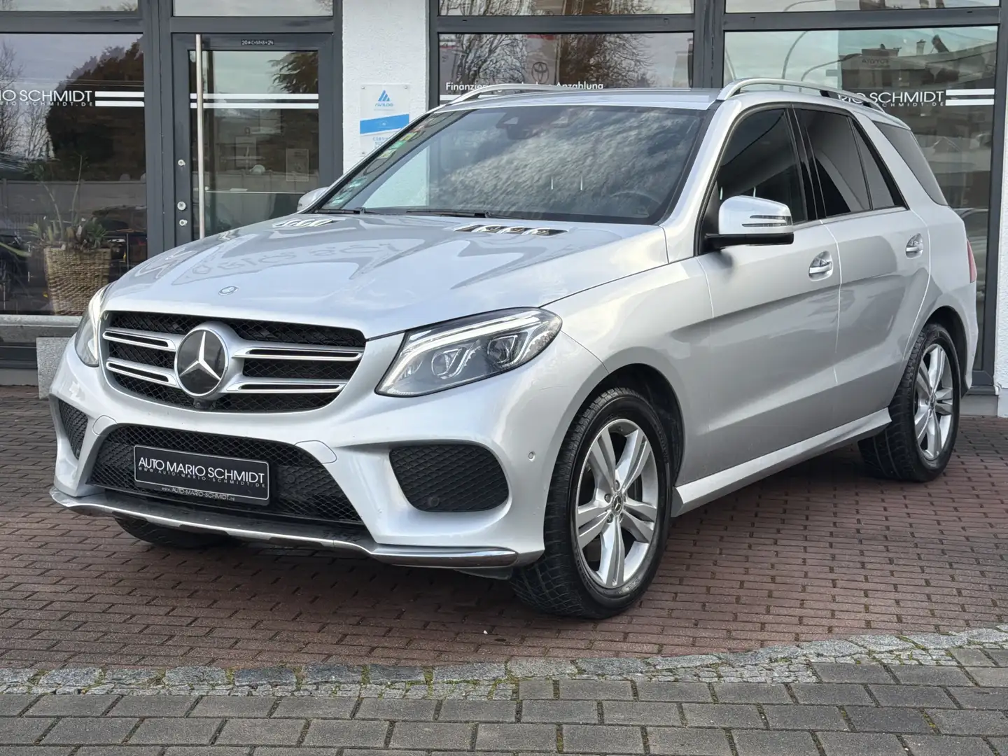 Mercedes-Benz GLE 500 BE 9G-T AMG-Line Leder*Curve*360°ACC*AHK Silber - 1