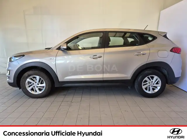 Hyundai Tucson view 3