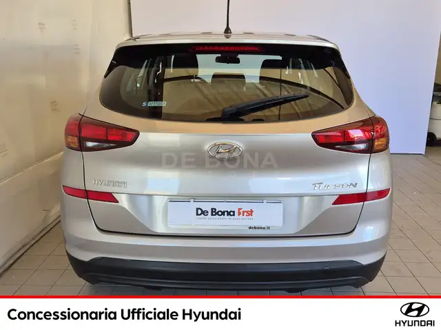 Hyundai Tucson view 4