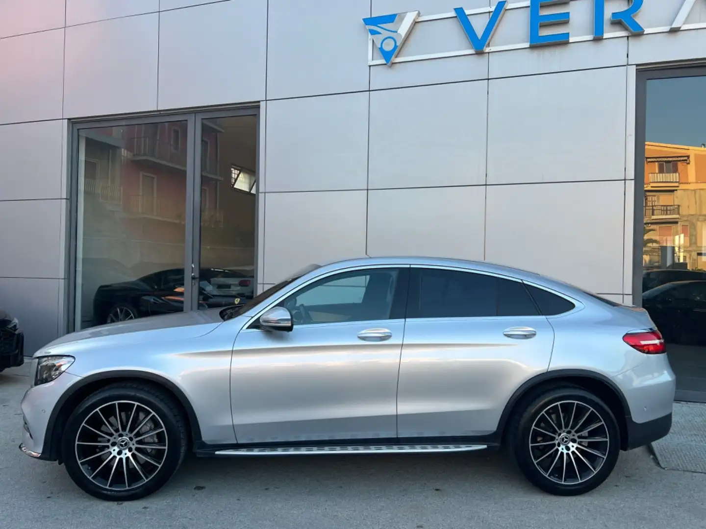 Mercedes-Benz GLC 250 Coupe d Premium 4matic auto Negro - 2