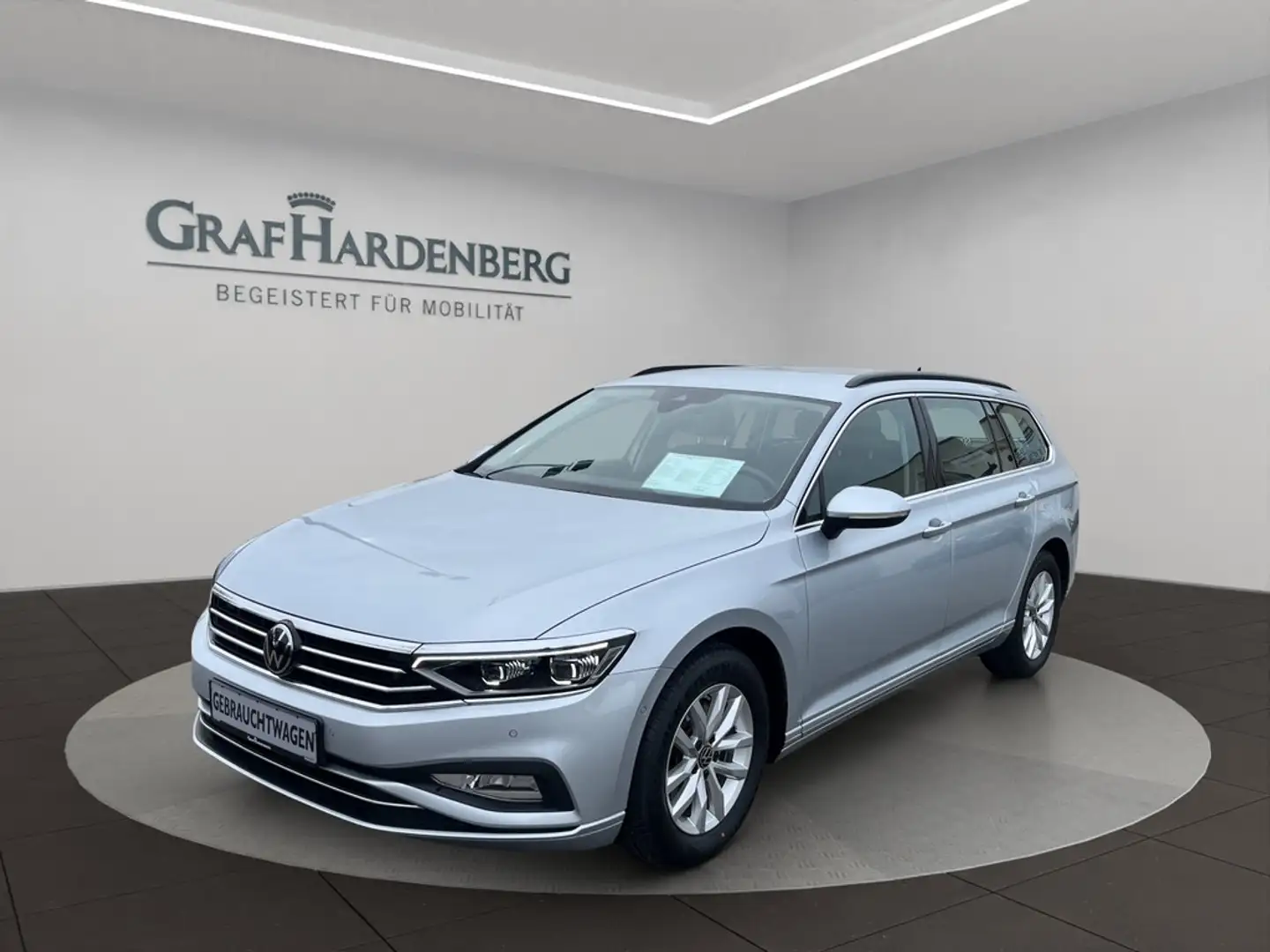 Volkswagen Passat Variant Business 2.0 TDI DSG Silber - 1