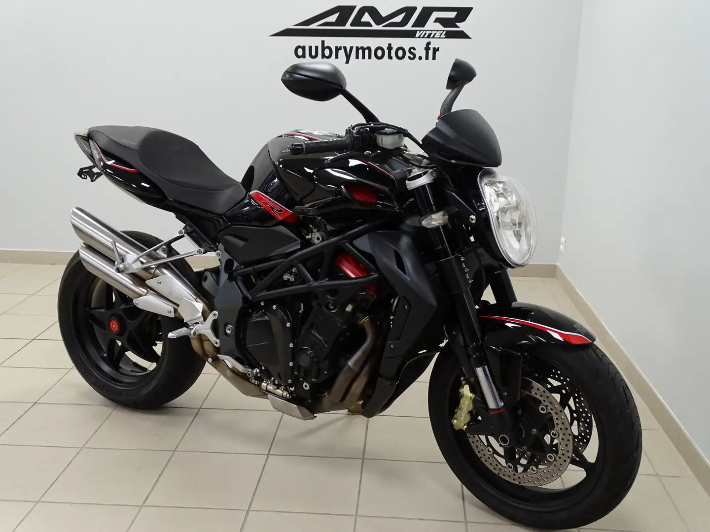 MV Agusta Brutale 1090 Noir - 2