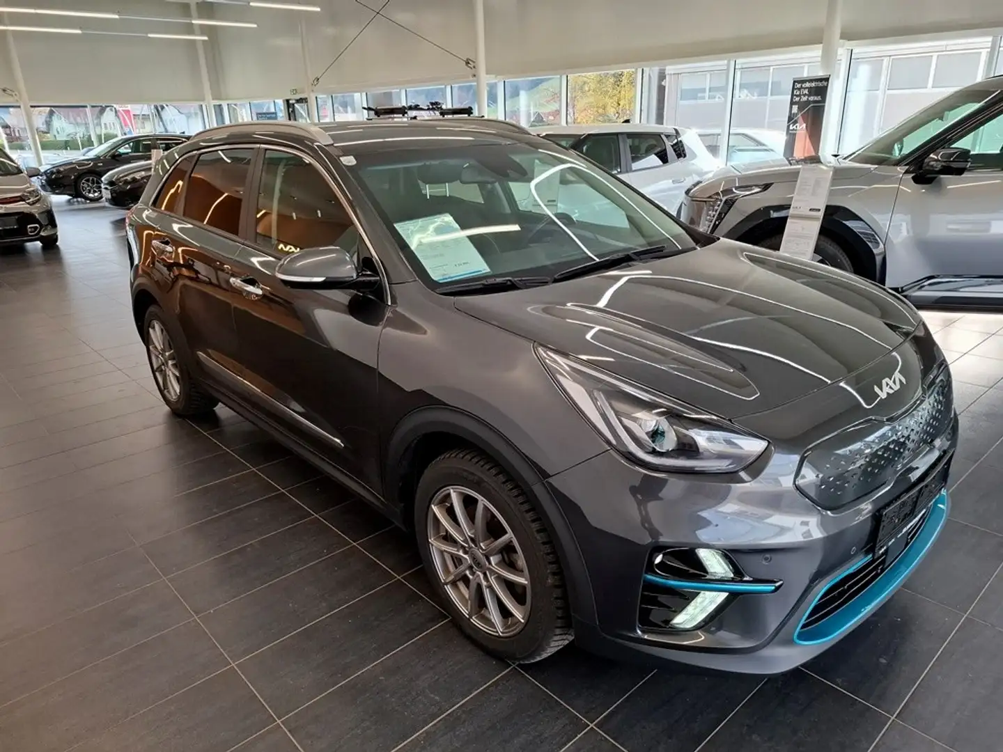 Kia e-Niro Niro EV 64kWh long Range Platin Aut. Gris - 2