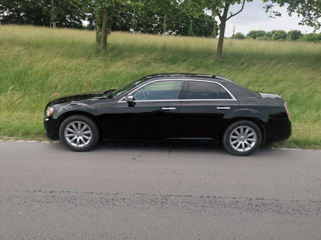 Imagine Chrysler 300C 3.6 Automatik