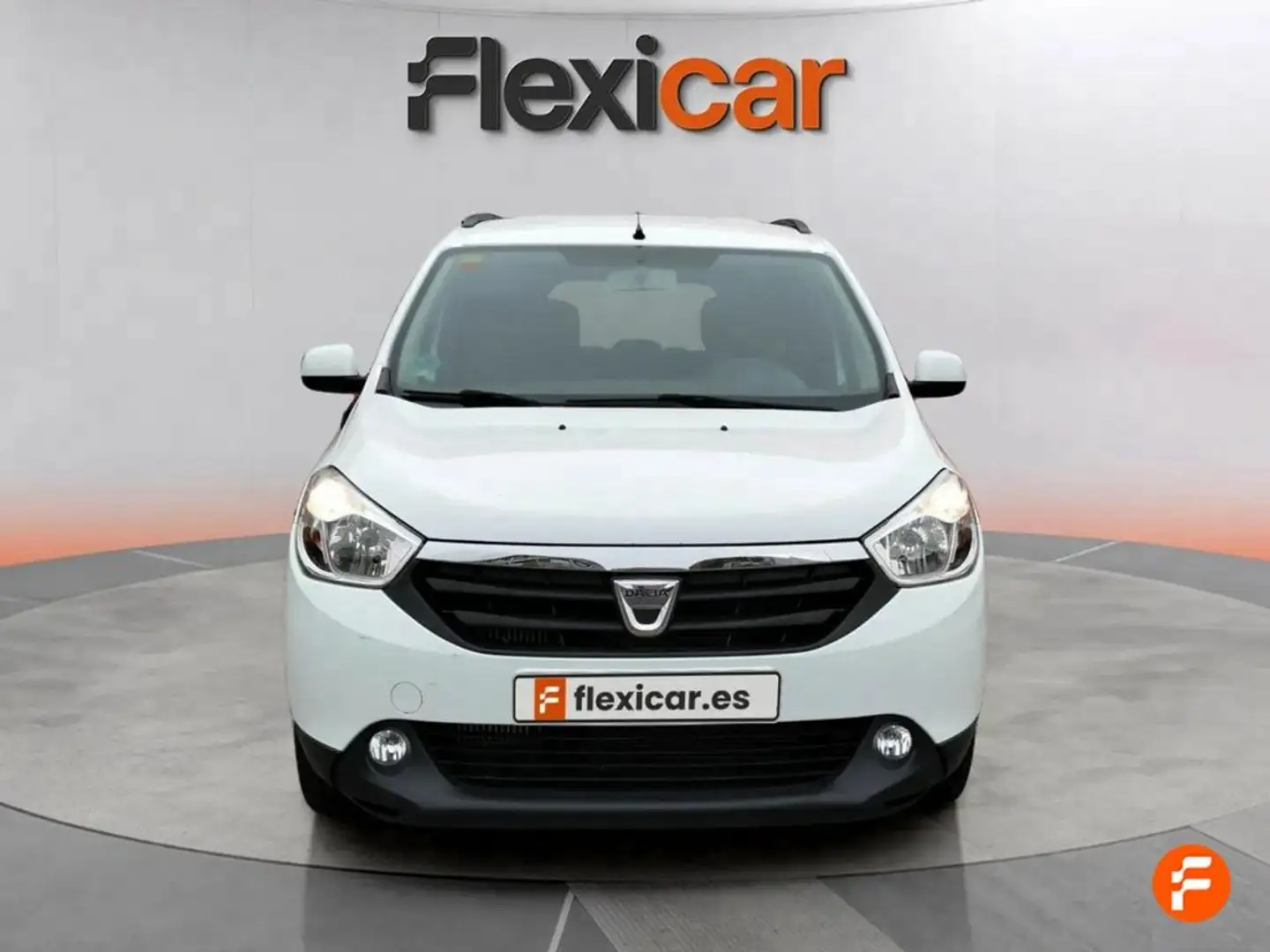 Dacia Lodgy 1.2 TCE Laureate 5pl. 115 Amarillo - 2