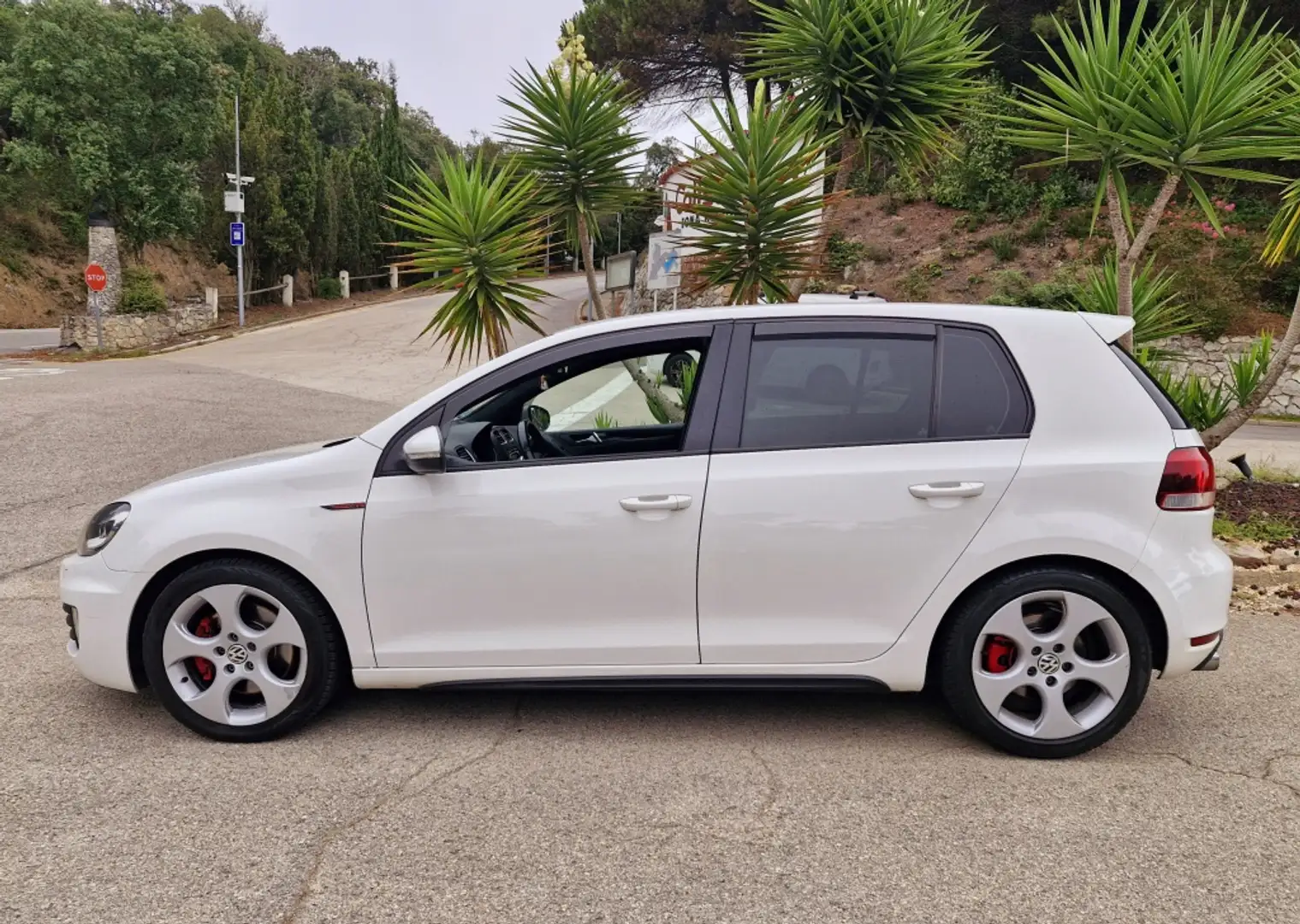 Volkswagen Golf GTI 2.0 TSI Weiß - 2