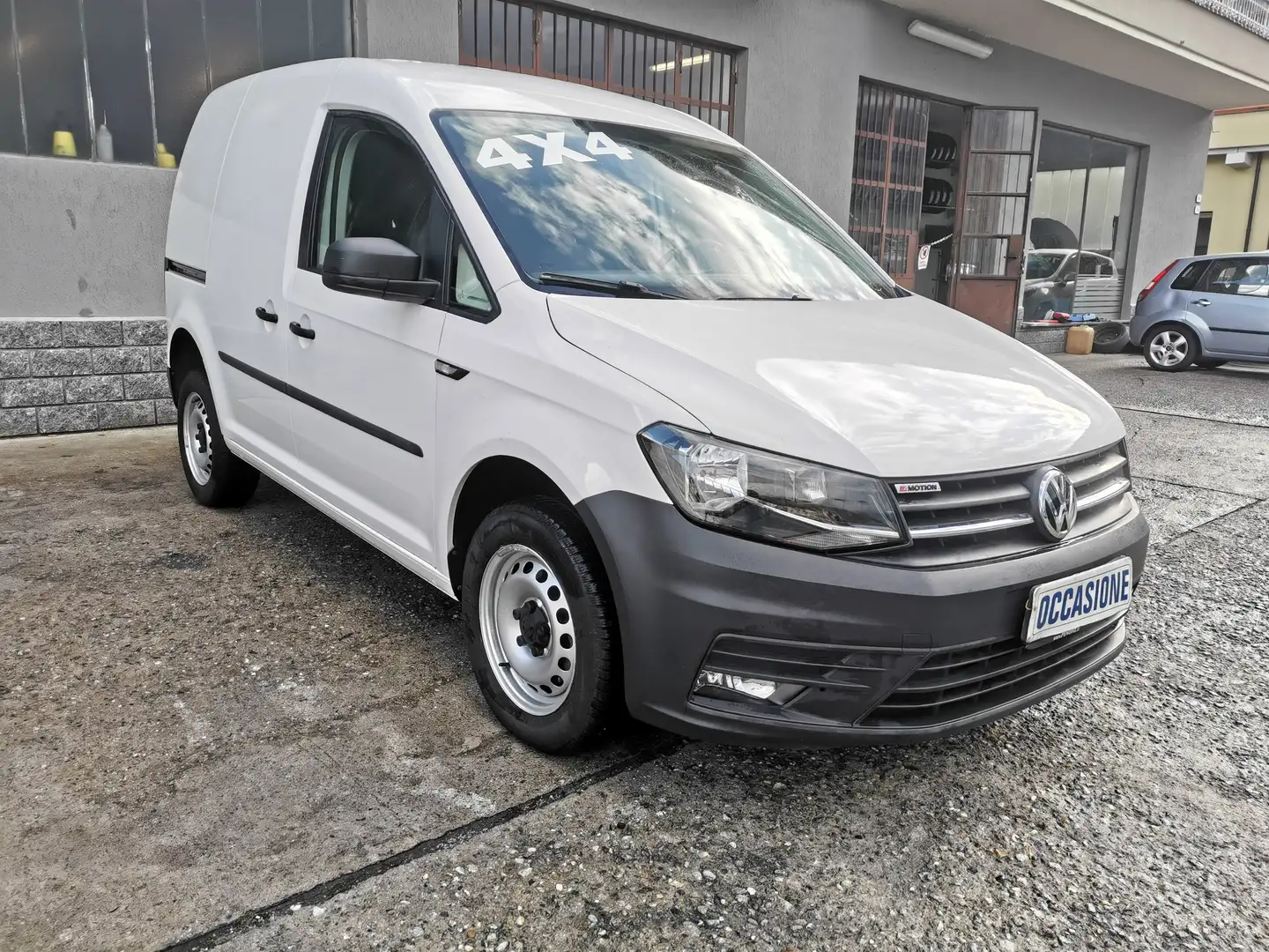 Volkswagen Caddy 2.0 TDI 122CV 4MOTION Blanco - 1