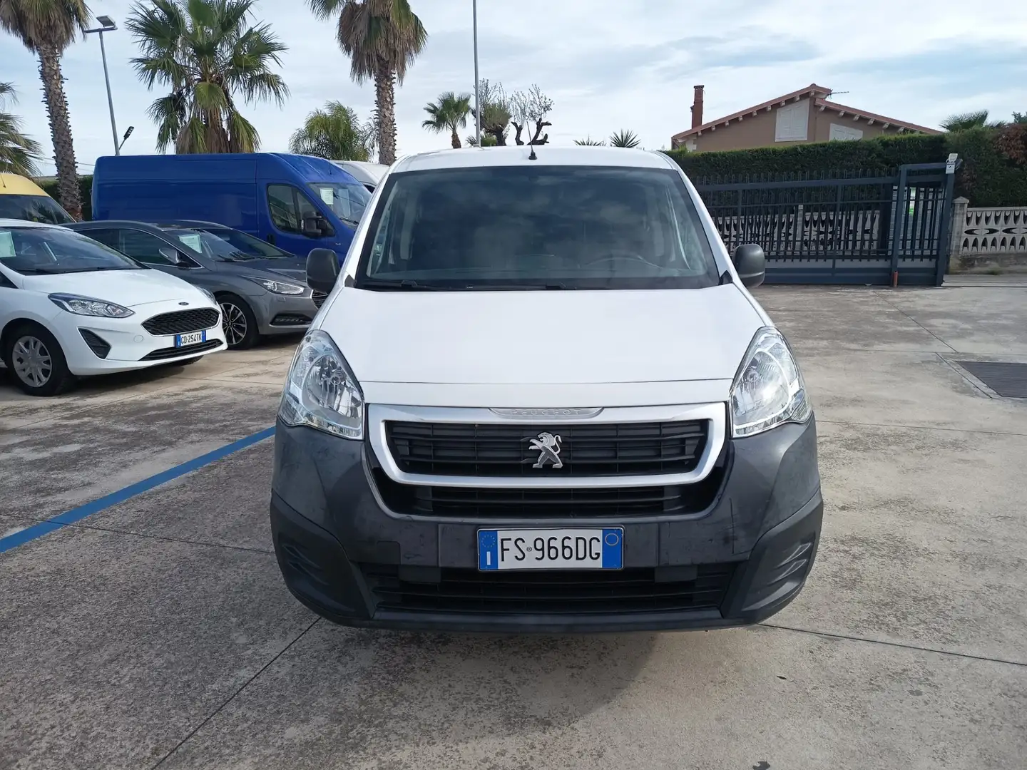 Peugeot Partner Partner BlueHDi 100 L1 Furgone Premium Bianco - 2