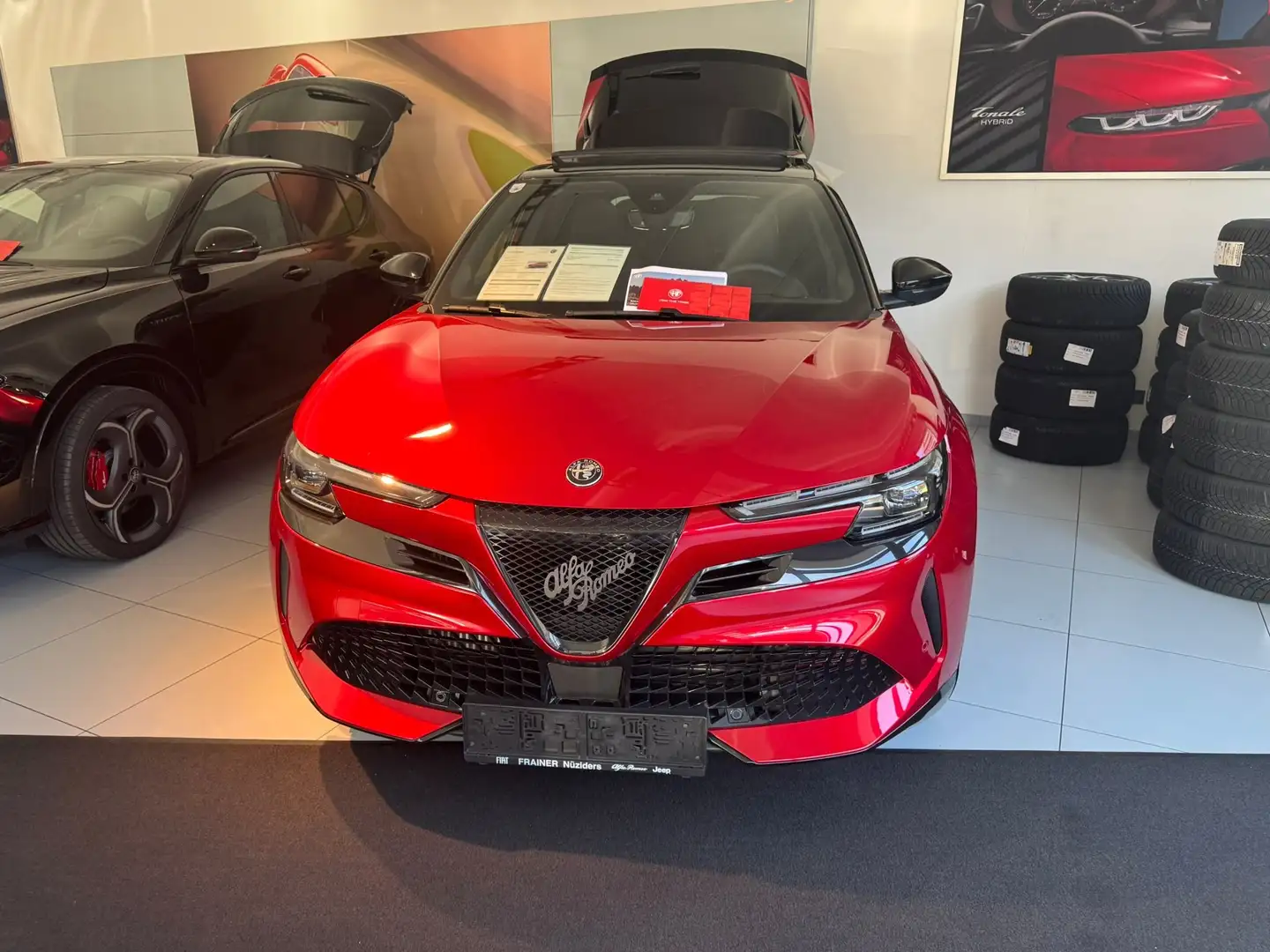 Alfa Romeo Junior Ibrida Q4 1.2 MHEV eAWD e-DCT6 Q4 145PS Rot - 2