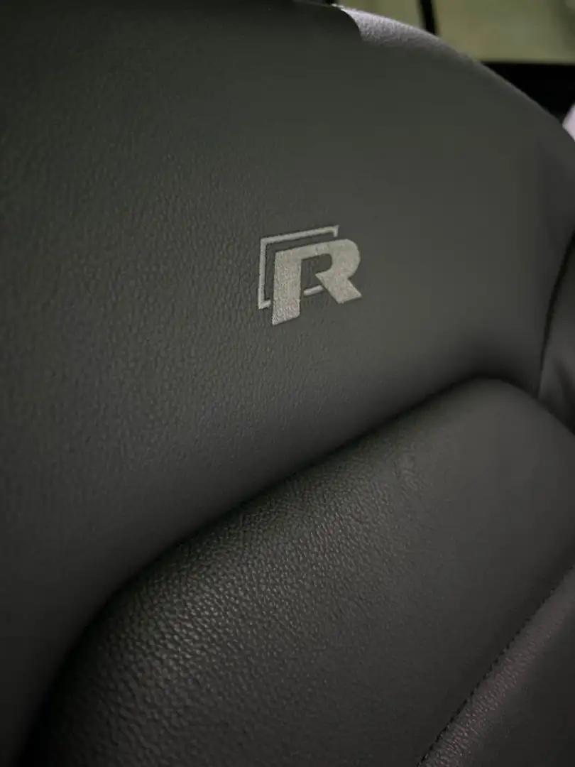 Volkswagen Golf 2.0 TSI R DSG 300 - 2
