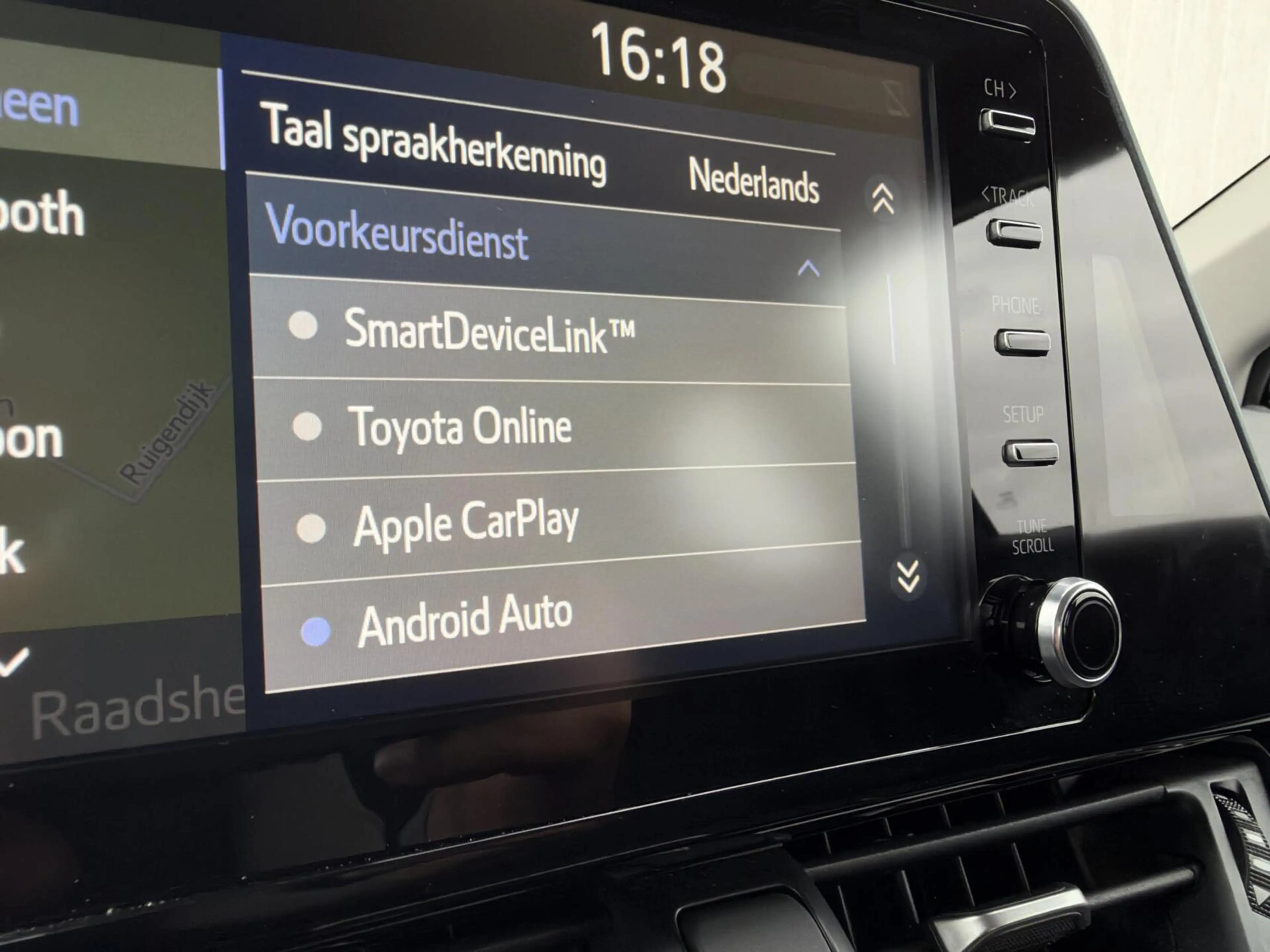 Toyota C-HR 1.8 Hybrid Dynamic|Navi|CarPlay/Android|NL-Auto — photo 8