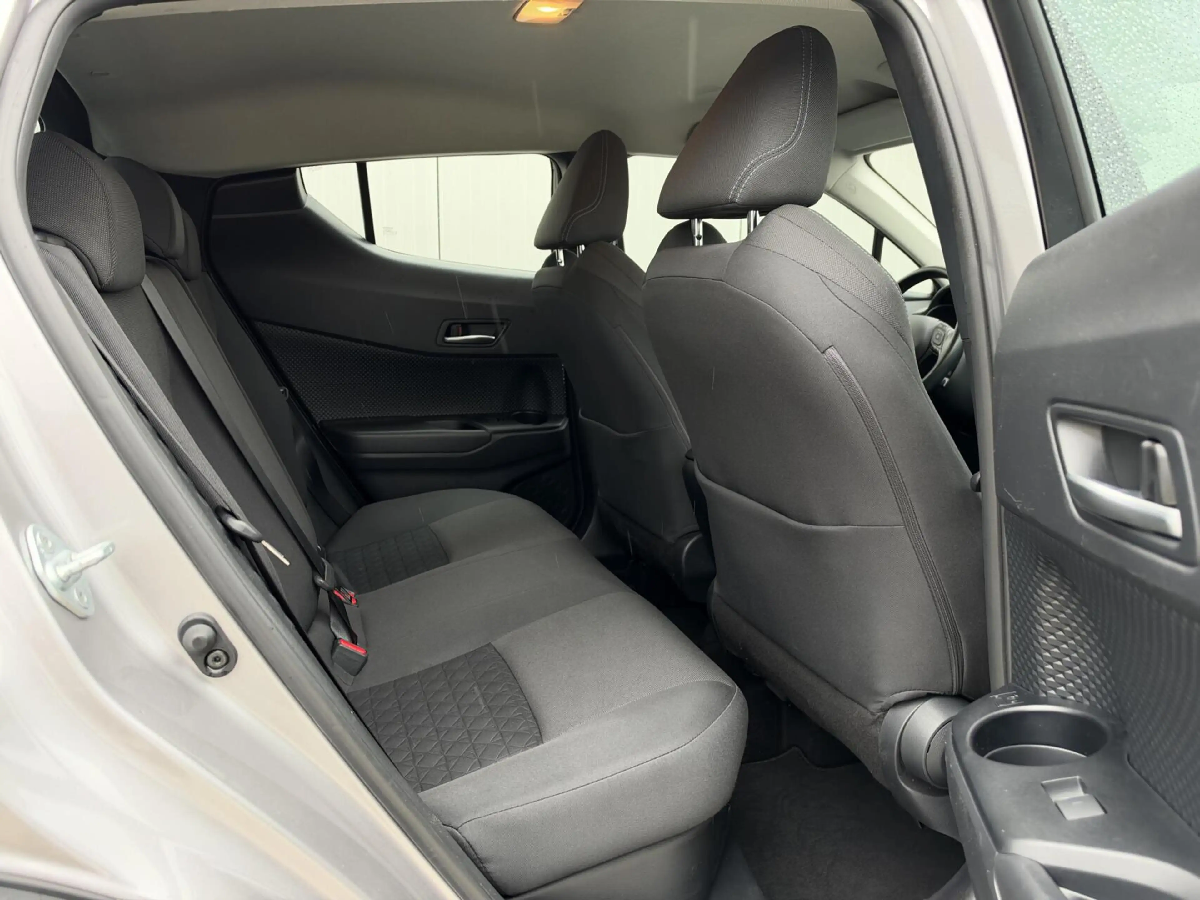 Toyota C-HR 1.8 Hybrid Dynamic|Navi|CarPlay/Android|NL-Auto — photo 36