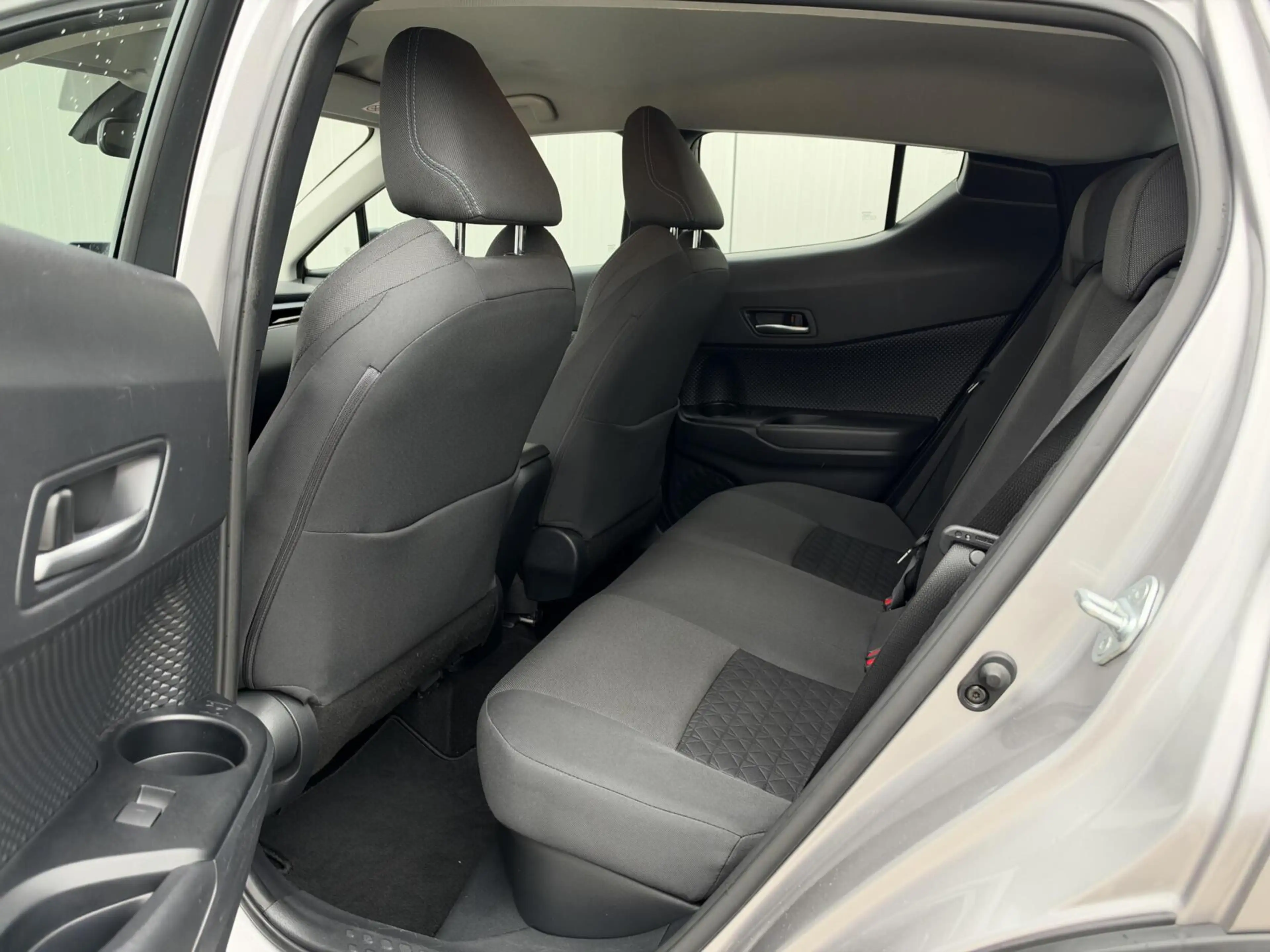 Toyota C-HR 1.8 Hybrid Dynamic|Navi|CarPlay/Android|NL-Auto — photo 20