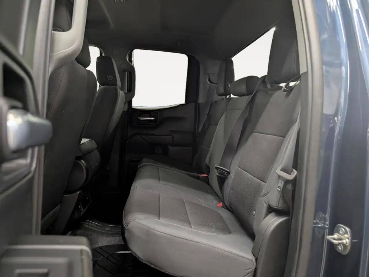 Chevrolet Silverado 1500 photo Chevrolet Silverado 1500