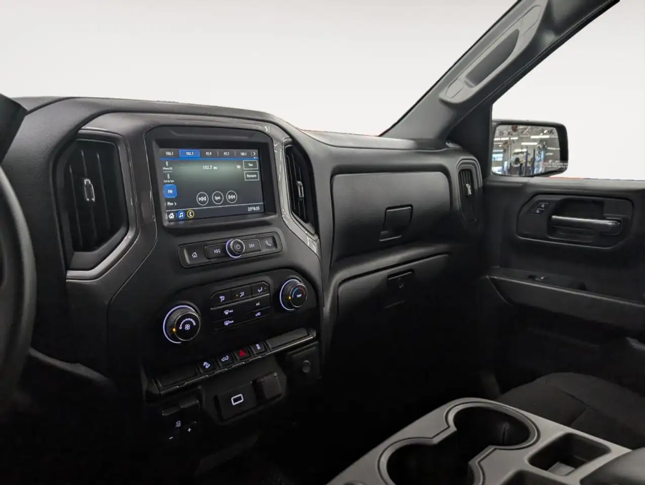 Chevrolet Silverado 1500 photo Chevrolet Silverado 1500