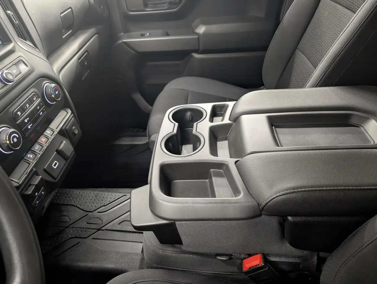 Chevrolet Silverado 1500 photo Chevrolet Silverado 1500