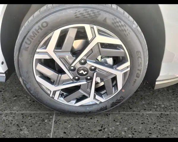 Hyundai Kona view 11