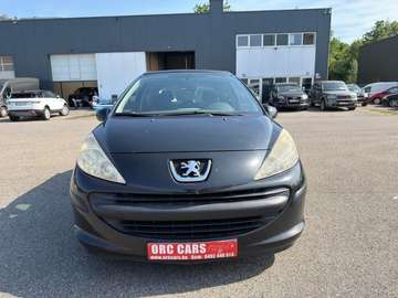 Peugoet 207 1.4i benzine/panoramische dak