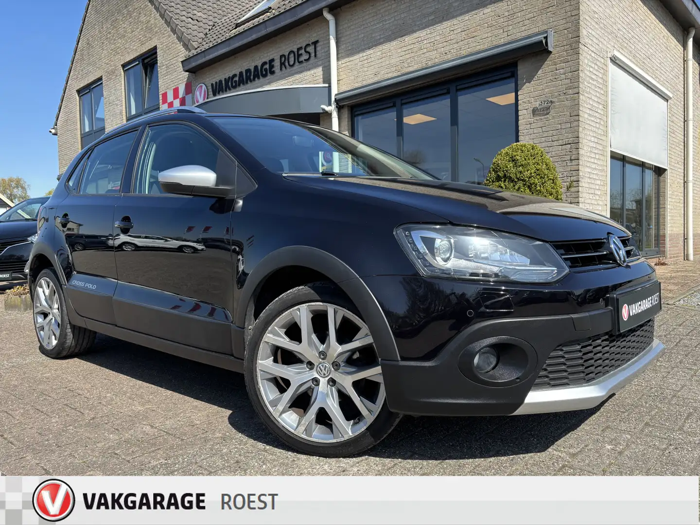 Volkswagen Polo Cross 1.2 TSI Automaat Camera / Navigatie / Parkeersenso Negro - 1