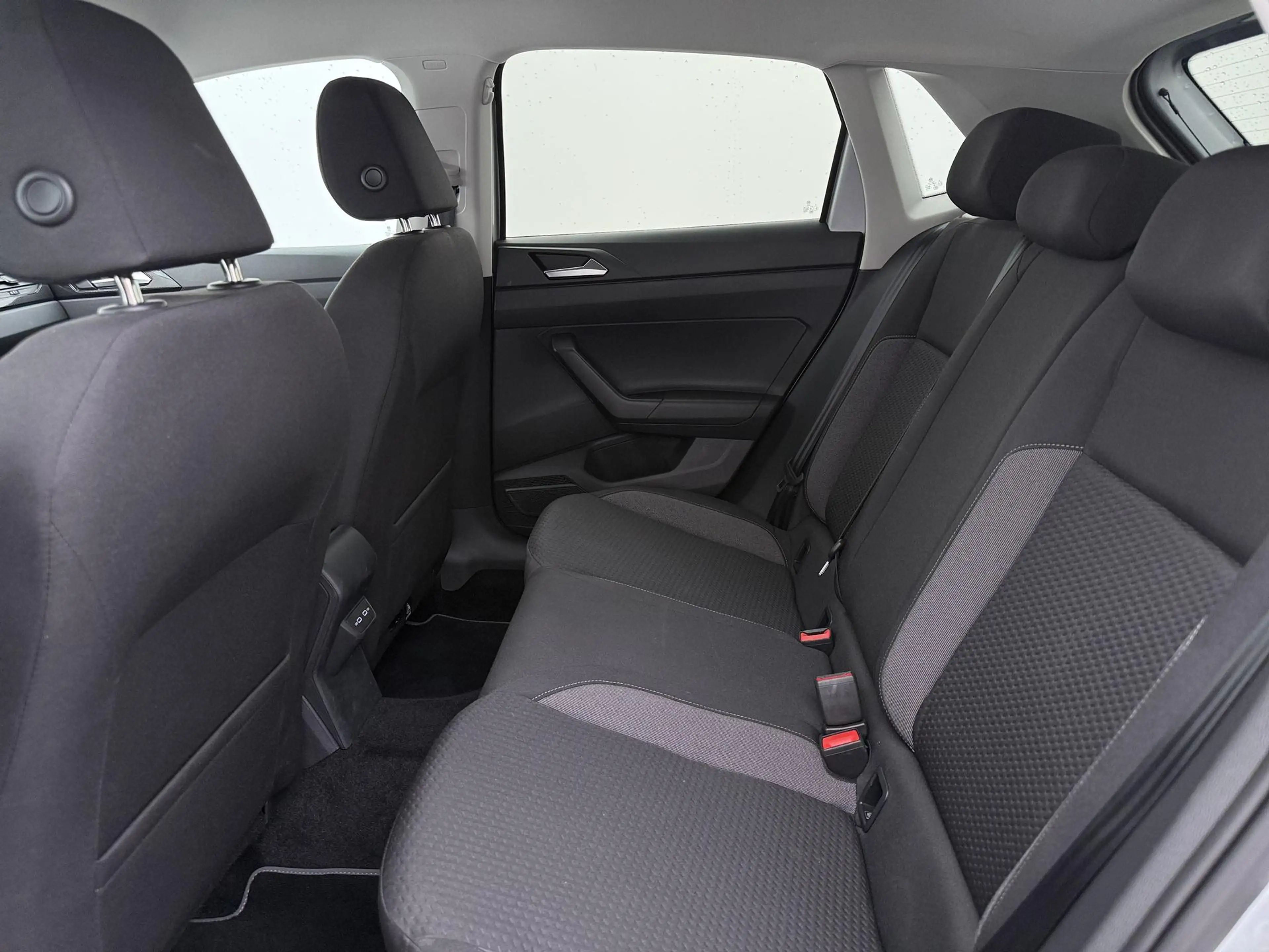 Volkswagen Polo 1.0 TSI Life | Camera | ACC | Airco | Lichtmetaal — photo 7