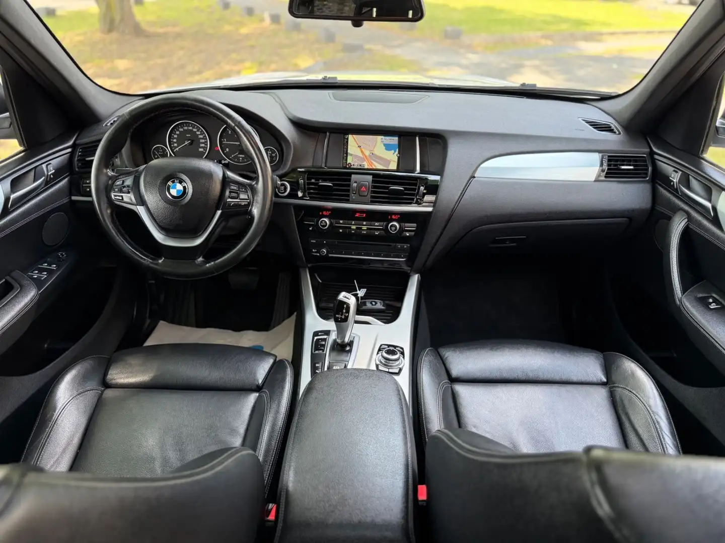 BMW X3 xDrive 20 d X Line Sportpaket/EU6/Panorama Weiß - 2