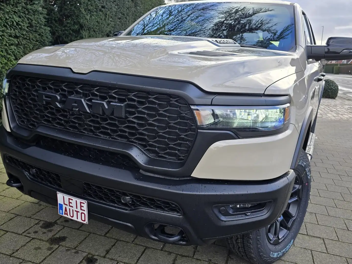 Dodge RAM Model 2025 REBEL X €71.900,- excl btw Beige - 1