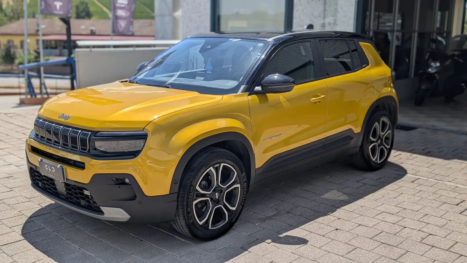 Jeep Avenger 1.2 turbo Summit Fwd 101cv Or - 2