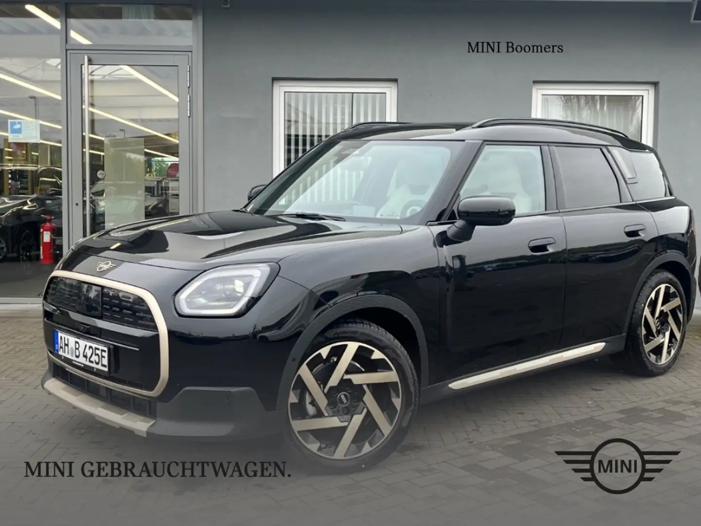 MINI Cooper SE Countryman Favoured Trim Paket L Pano HUD DAB Harman/Kardon Schwarz - 1