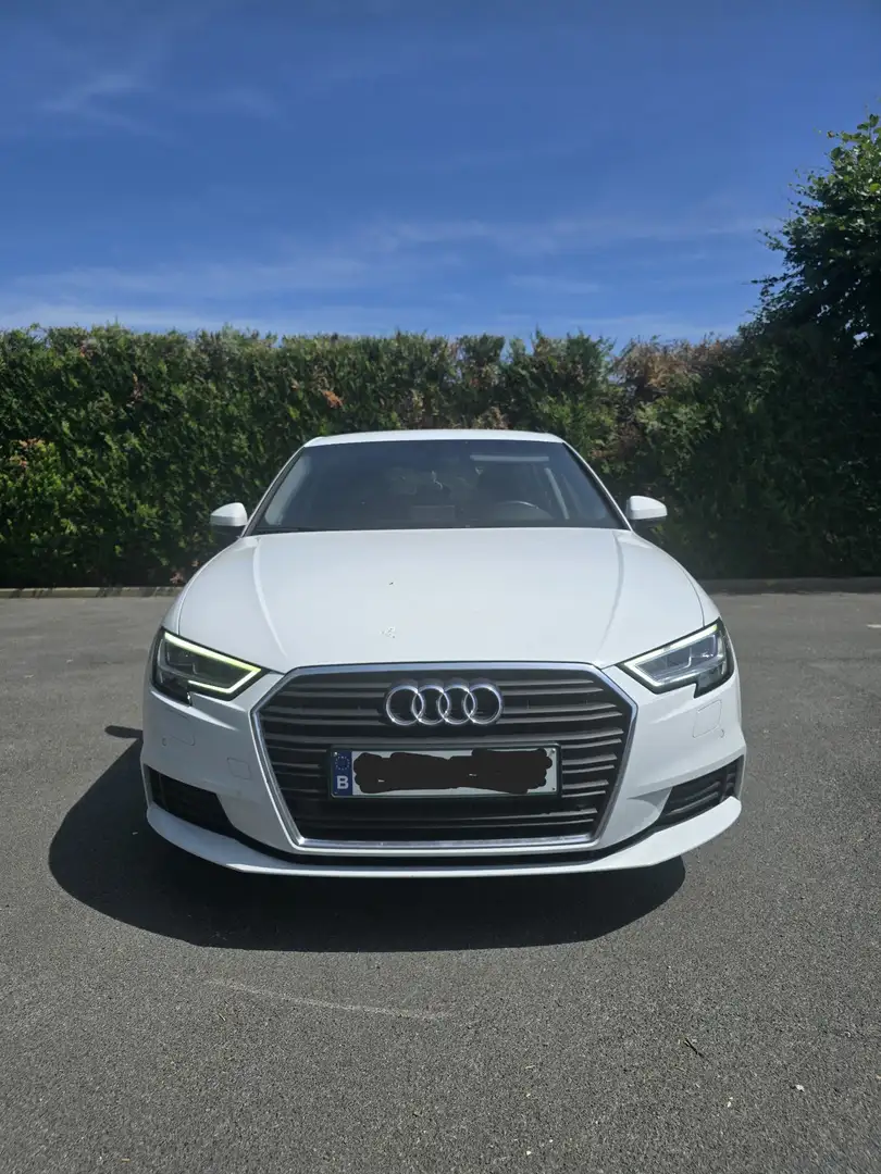 Audi A3 Sportback Essence+Cng30TFSI+Stronic+12moisGarantie Blanc - 1