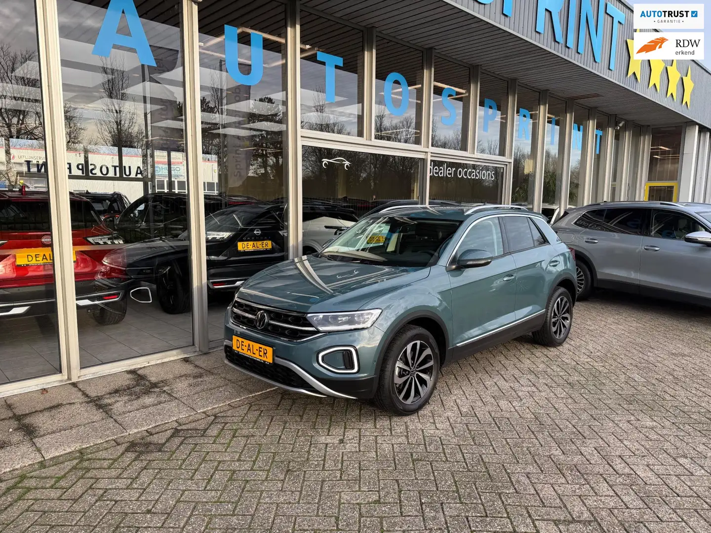 Volkswagen T-Roc 1.5 TSI Style 150PK / CARPLAY / ACHTERUITRIJCAMERA Vert - 1