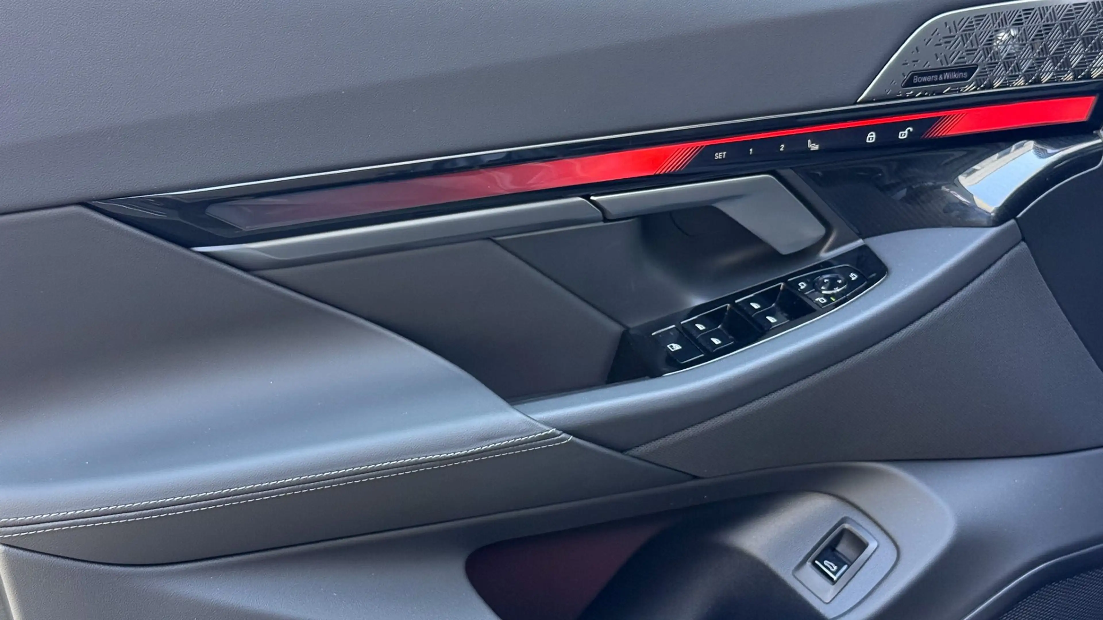 BMW 540 d xDrive M-Sportpaket — photo 11