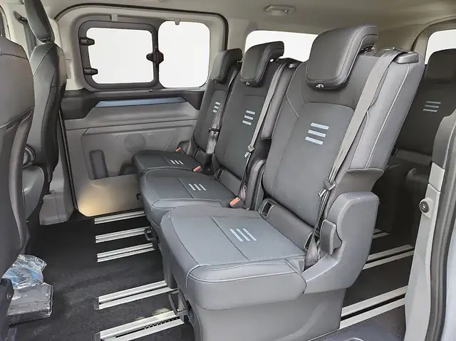 Ford Tourneo Custom Bus 2,5 PHEV 340 L2H1 FWD Active Aut. Ansicht 11