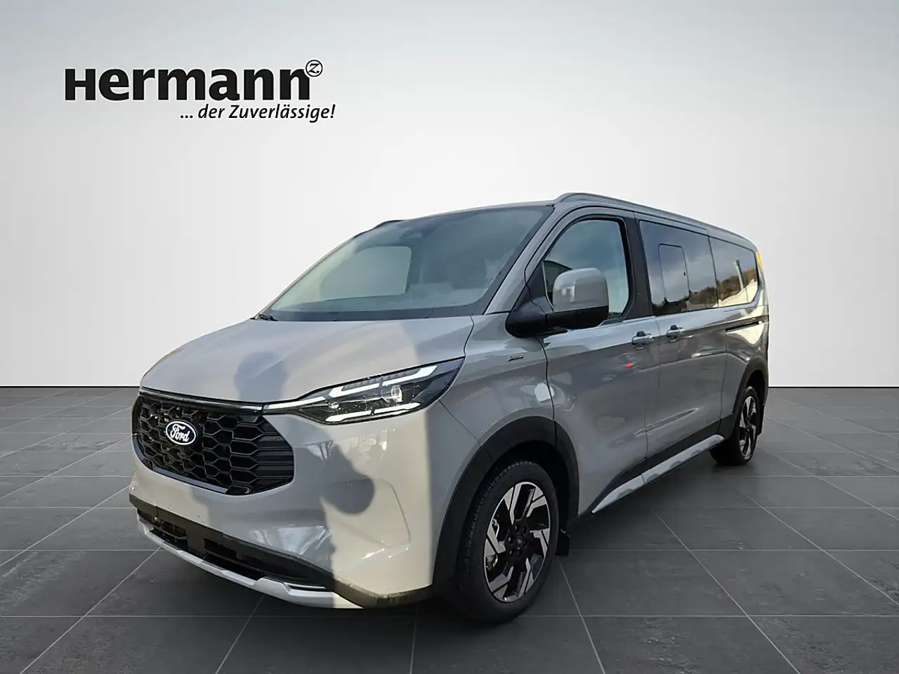 Ford Tourneo Custom Bus 2,5 PHEV 340 L2H1 FWD Active Aut.