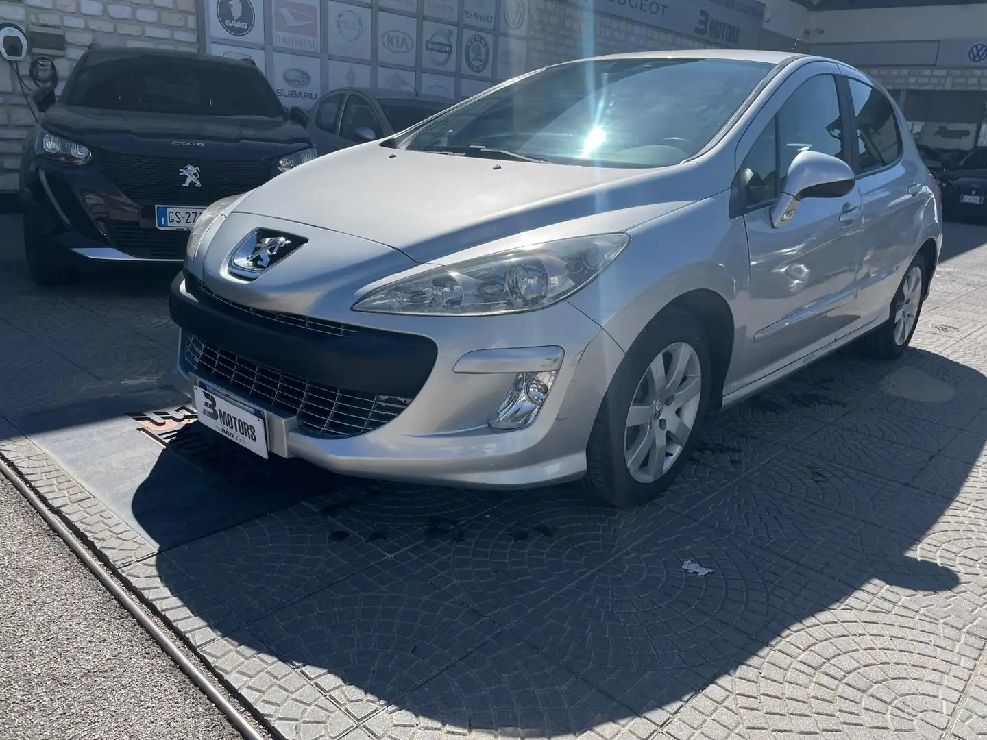Peugeot 308 308 5p 1.6 hdi 16v Tecno 110cv fap Zilver - 1