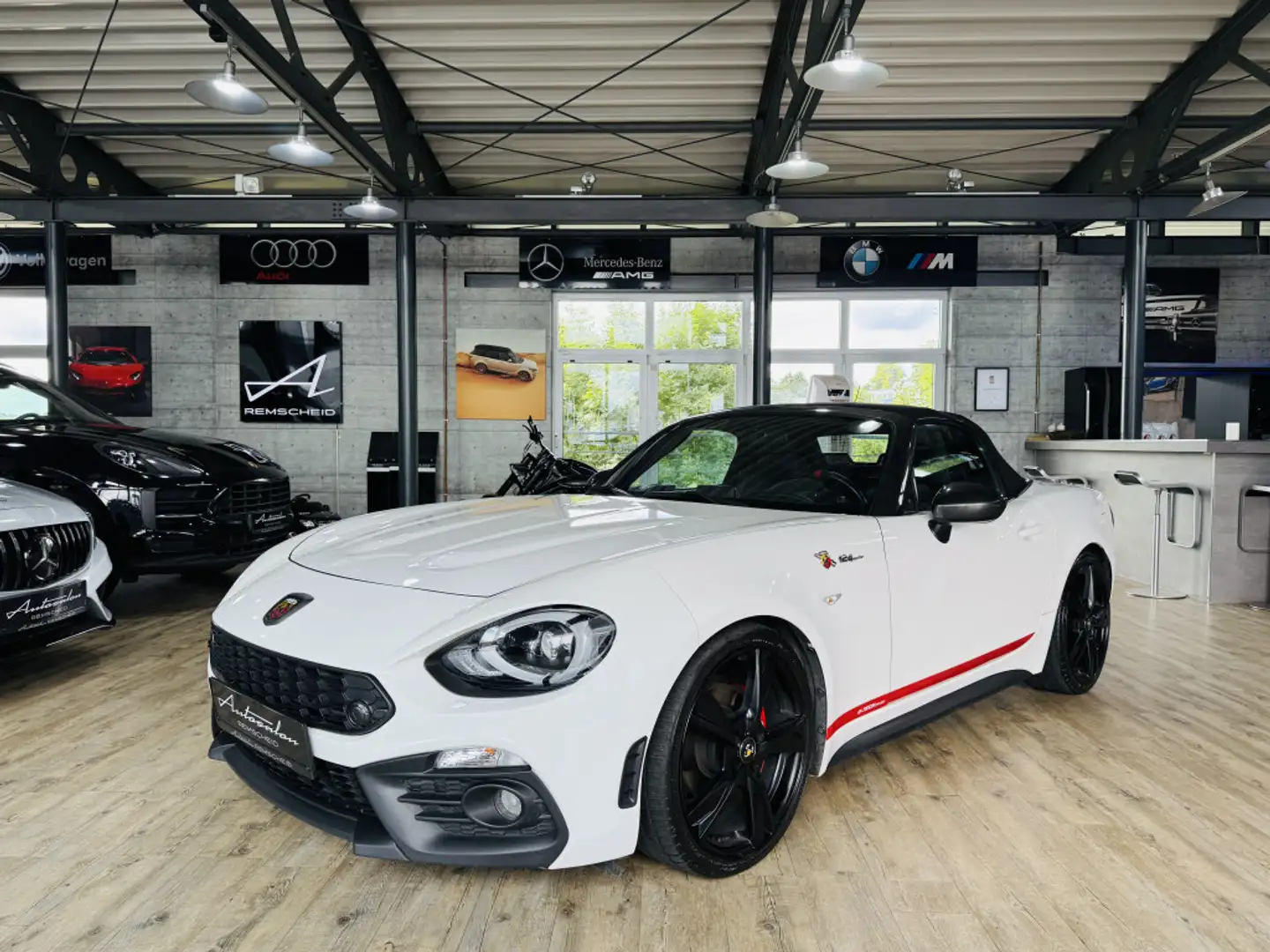 Abarth 124 Spider Cabrio Automatik*G-Tech*BOSE*NAVI* Weiß - 2