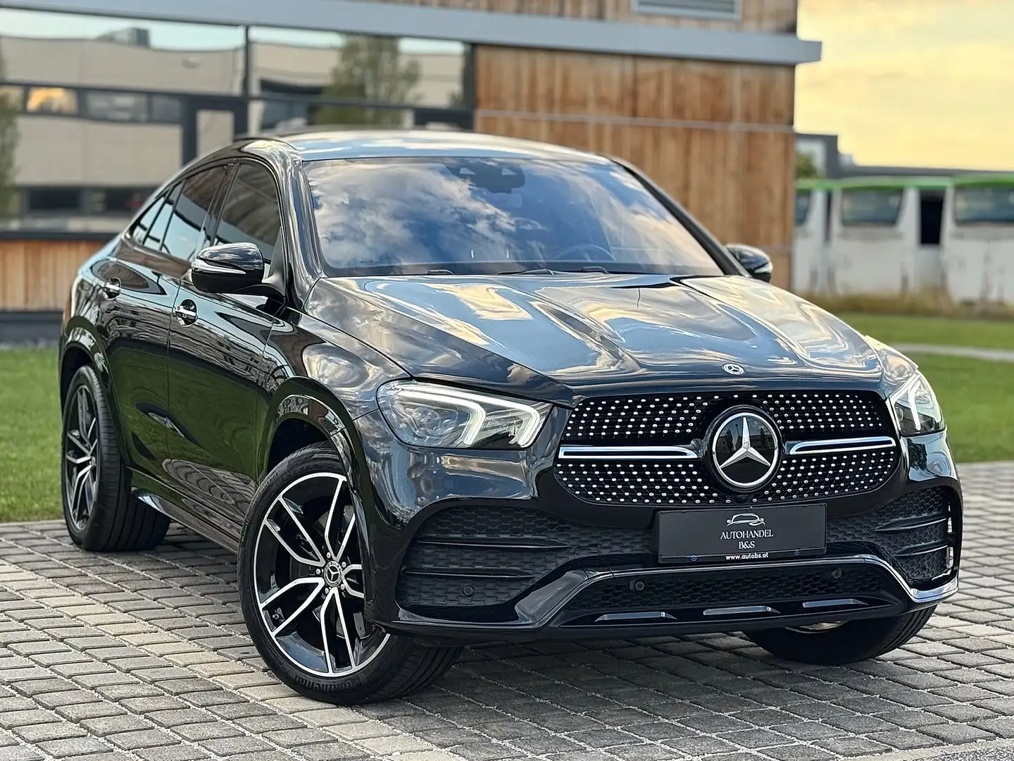 Mercedes-Benz GLE 400 d Coupé 4MATIC *AMG-LINE, MEGA-VOLL, MWST* Noir - 1