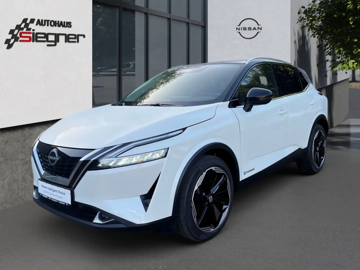 Nissan Qashqai Black Editon e-Power, AHK abn., 20" Alu Weiß - 2