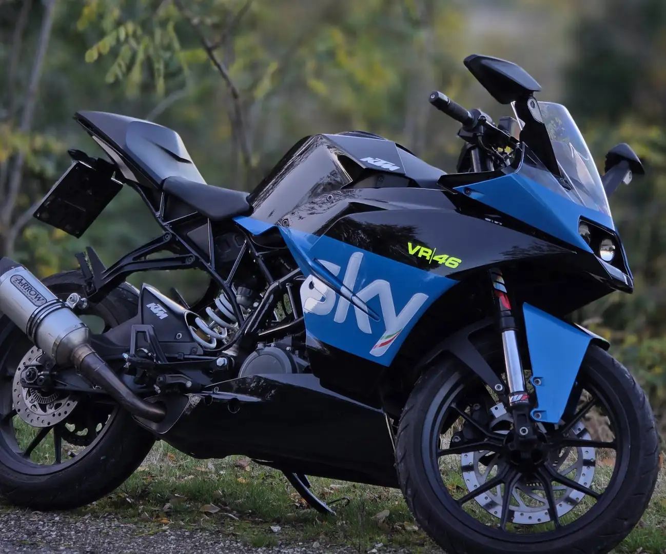 KTM RC 390 VR46 SKY Bleu - 1