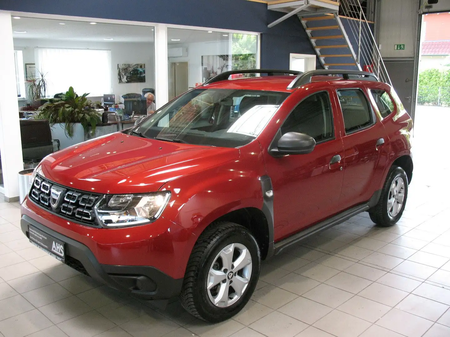 Dacia Duster Deal Tce 100 ECO-G 2WD *KLIMA*BLUETOOTH* Rood - 1