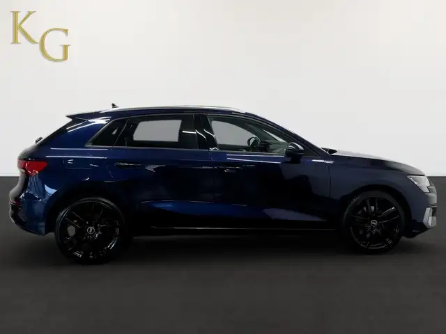 Audi A3 view 9