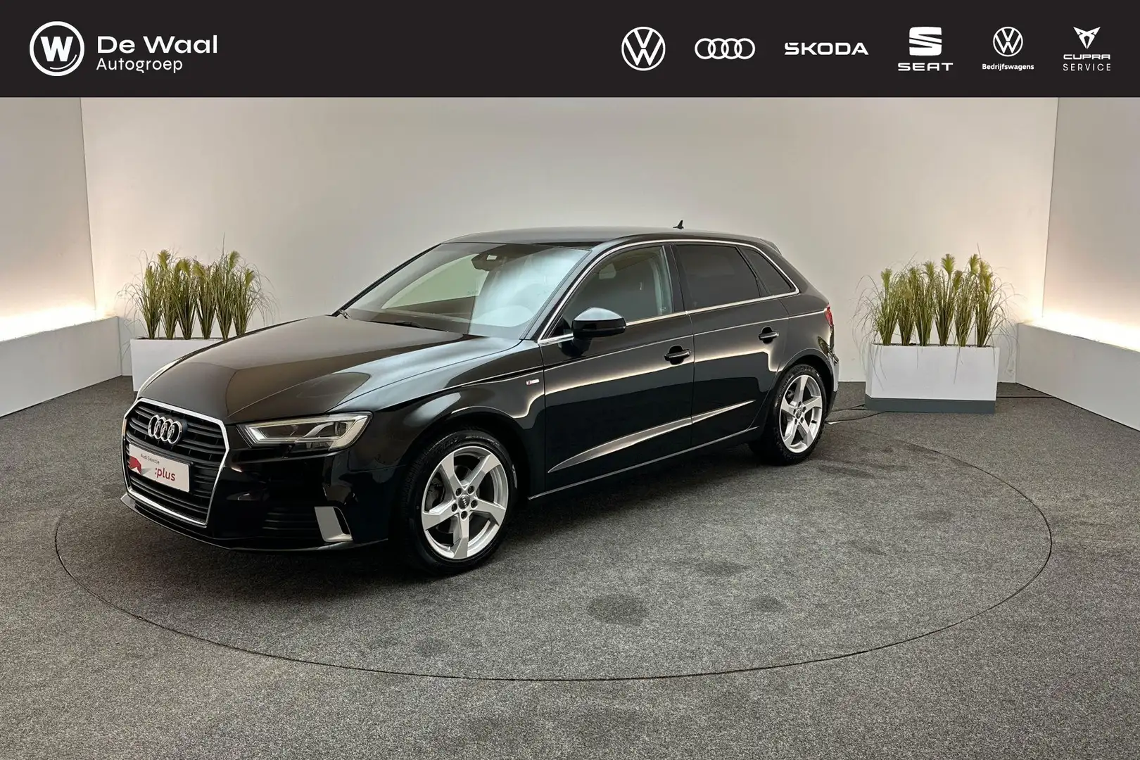 Audi A3 Sportback 30 TFSI 116pk S tronic Sport Lease Editi Zwart - 1